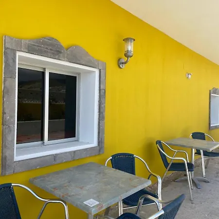 Ocean Breeze Villamaracuya Penzion *